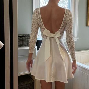 Xenia Boutique, 0, white lace dress